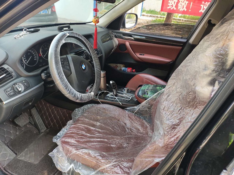 一次性防護(hù)座椅套和方向盤套